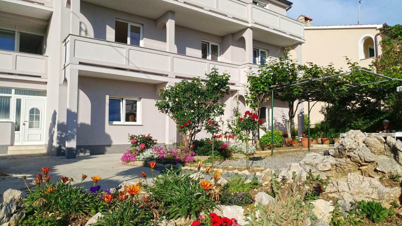 Apartmani Kastelan Barbat na Rabu Eksteriør bilde