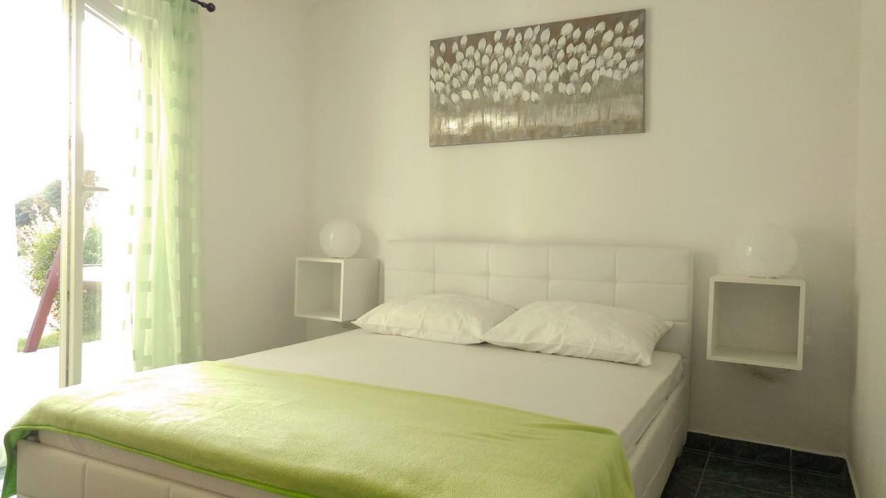 Apartmani Kastelan Barbat na Rabu Eksteriør bilde