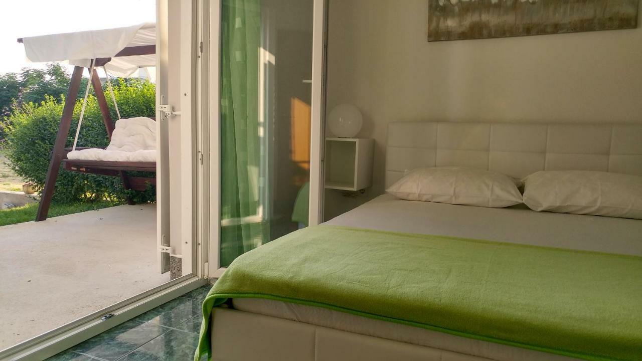 Apartmani Kastelan Barbat na Rabu Eksteriør bilde