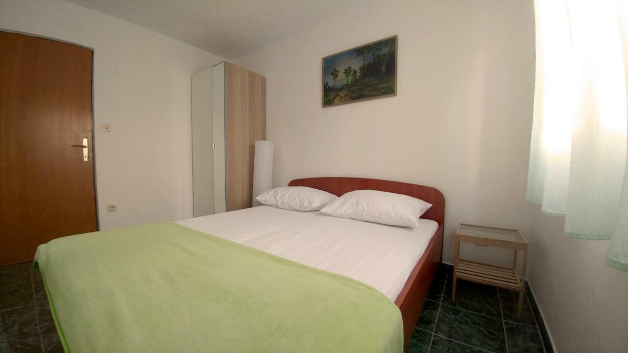 Apartmani Kastelan Barbat na Rabu Eksteriør bilde